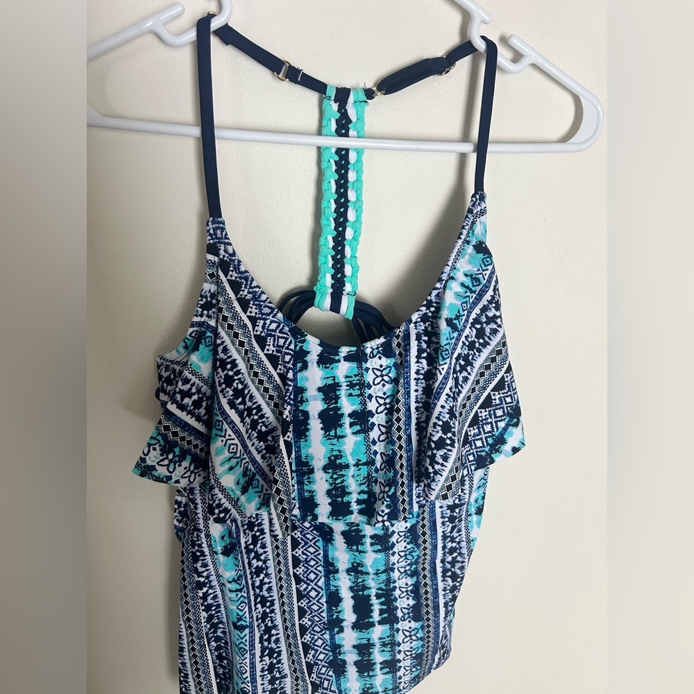 Kohl's Blue and Black Patterned Tankini top size L NWT